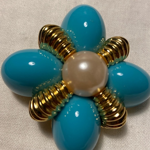 Vintage 90s Joan Rivers Cruciform Faux Pearl And Turquoise Brooch - Picture 5 of 12